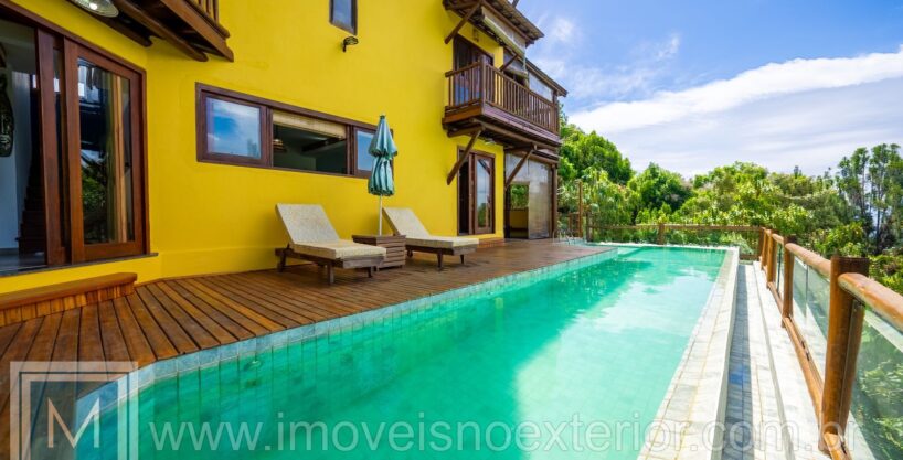 Casa de Alto Padrão em Serra Grande, Bahia – Luxo e Exclusividade com 4 Suítes.